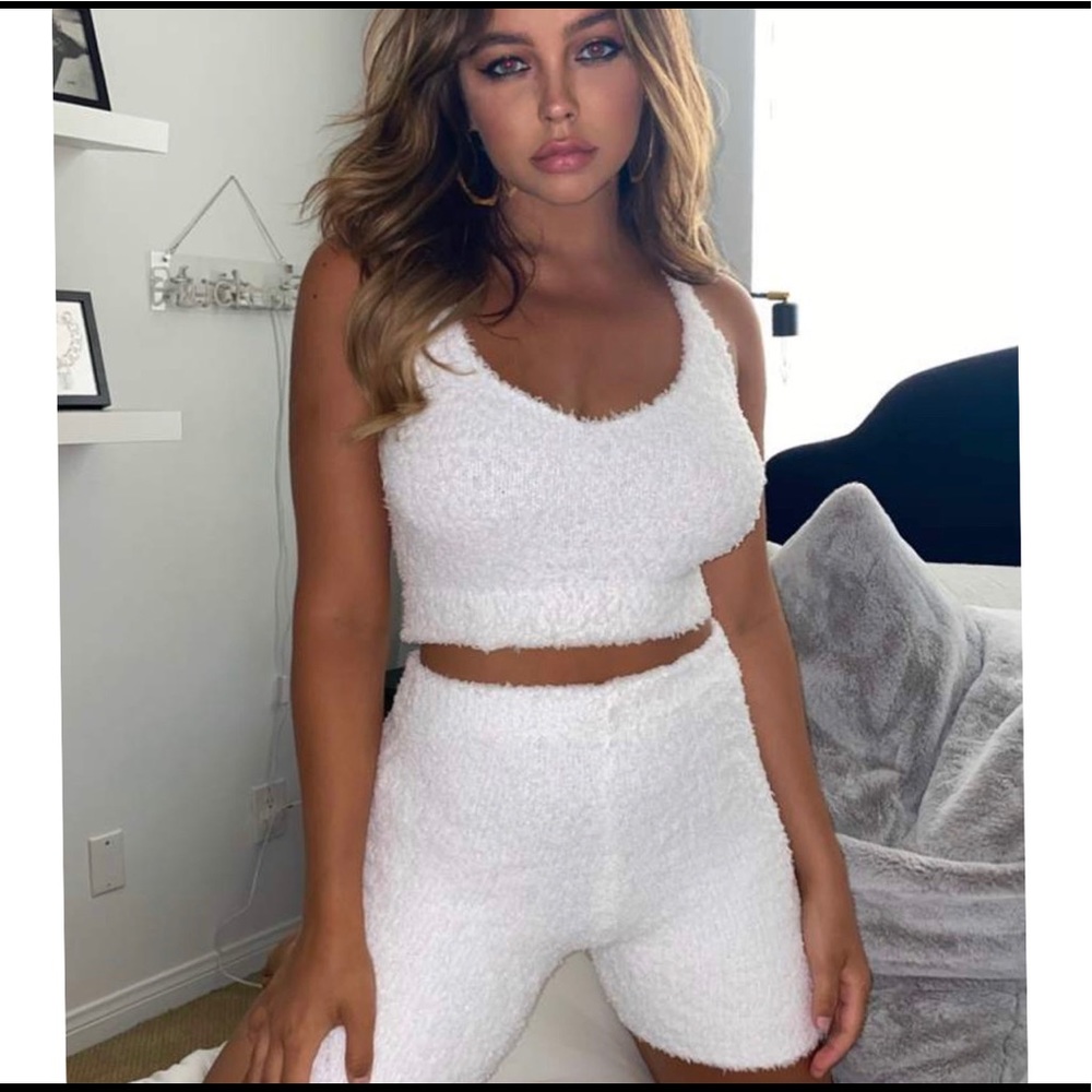 Honeybum Cozy White Lounge Short Set